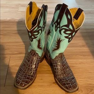 Cinch cowgirl boots